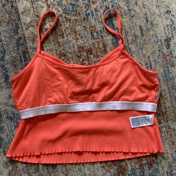 GapFit Cropped Spaghetti Strapped Tank Size XL - Picture 7 of 9